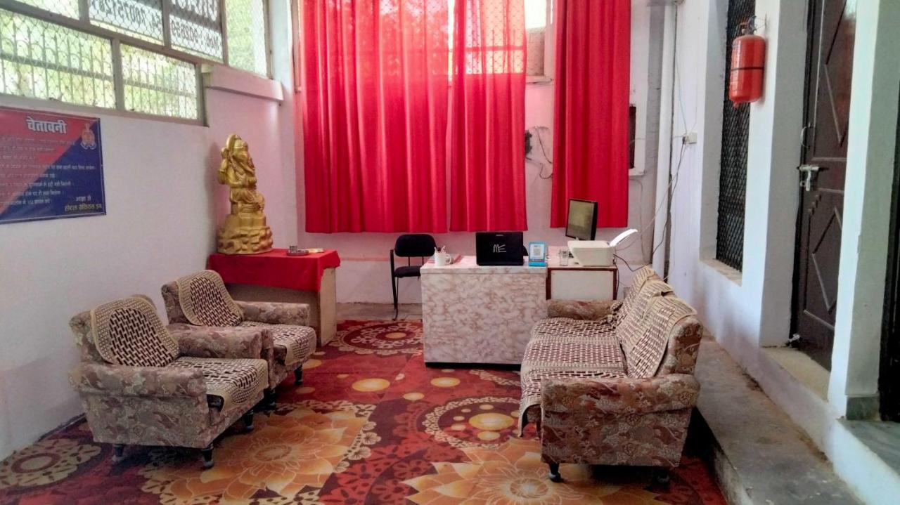 Hotel O Gracious Inn Lucknow Zewnętrze zdjęcie