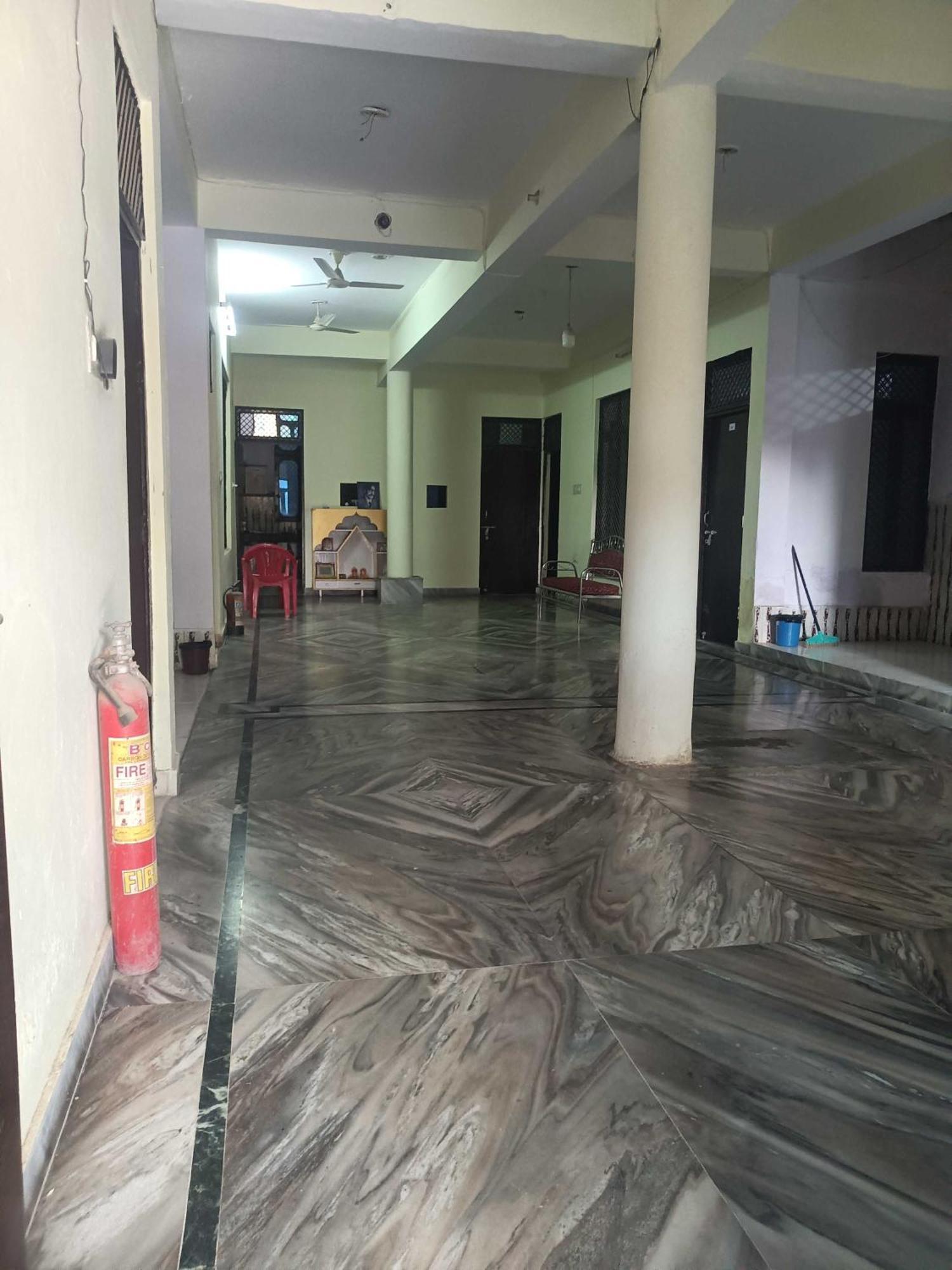 Hotel O Gracious Inn Lucknow Zewnętrze zdjęcie